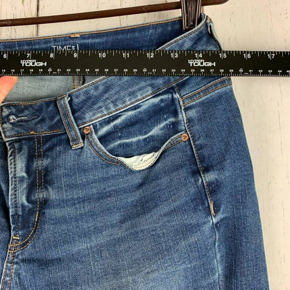 Time‎ and Tru 29.5x26 Straight Stretch Jeans Pants Women - Picture 4 of 10